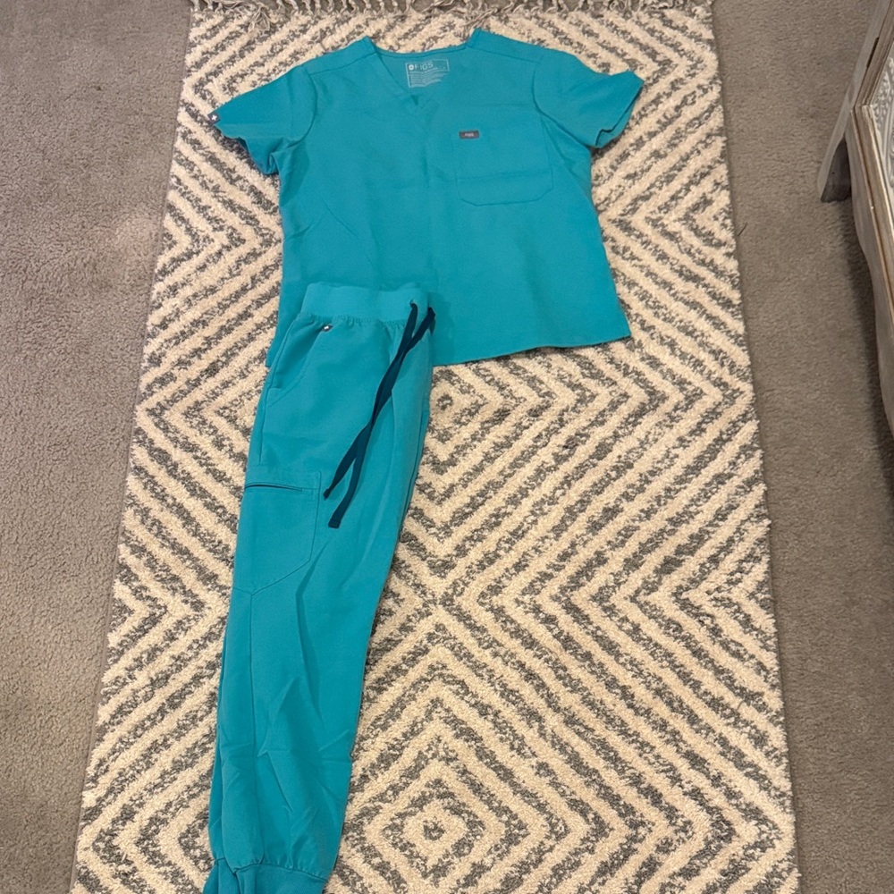 Women’s Teal Figs Scrub Set Sz Small